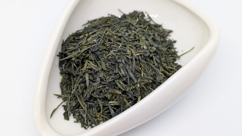 Yamahiraen Tezumi Sencha Saemidori (Bio)